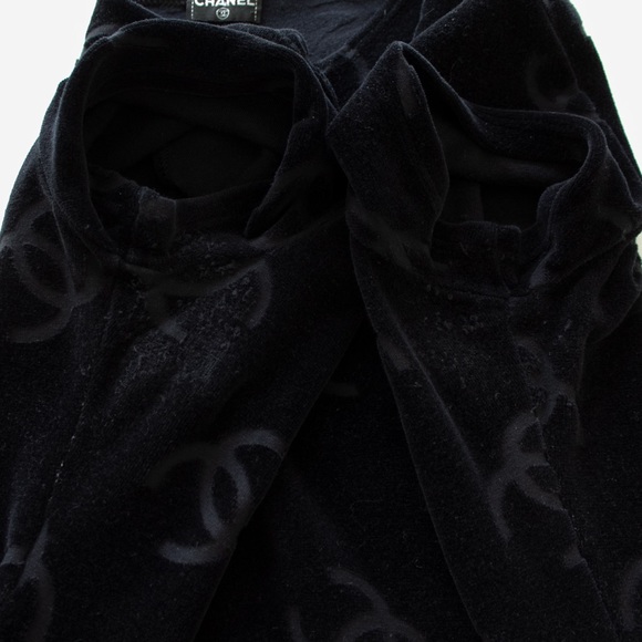 Iconic Chanel Vintage Spring 1996 Black CC Logo Velour 96P Mini Dress - Picture 9 of 16
